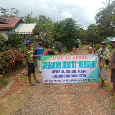 CEGAH DEMAM BERDARAH, PEMERINTAH DESA BARU MENGGALAKKAN PROGRAM 'JUM'AT BERSIH'